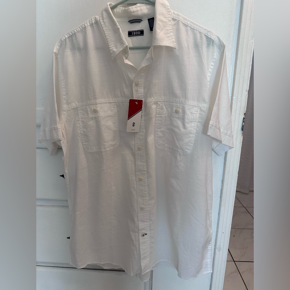 Izod Men's White Short Sleeve Button Down Shirt